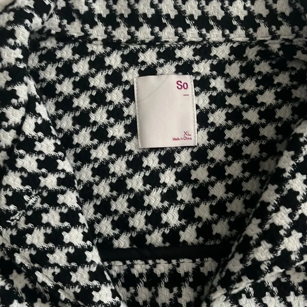 Houndstooth Cropped Jacket - Picture 3 of 3